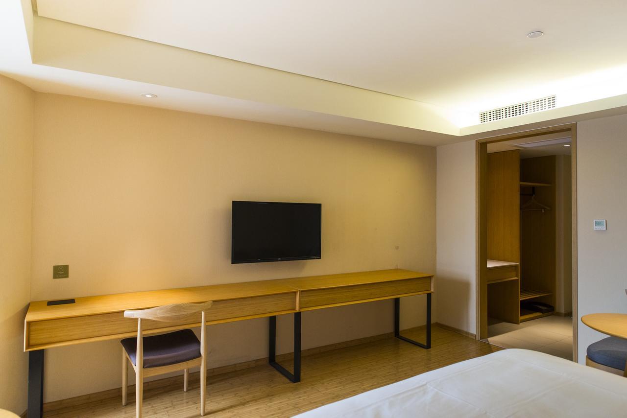 Ji Guangda Liuzhou Road Hotel 4*