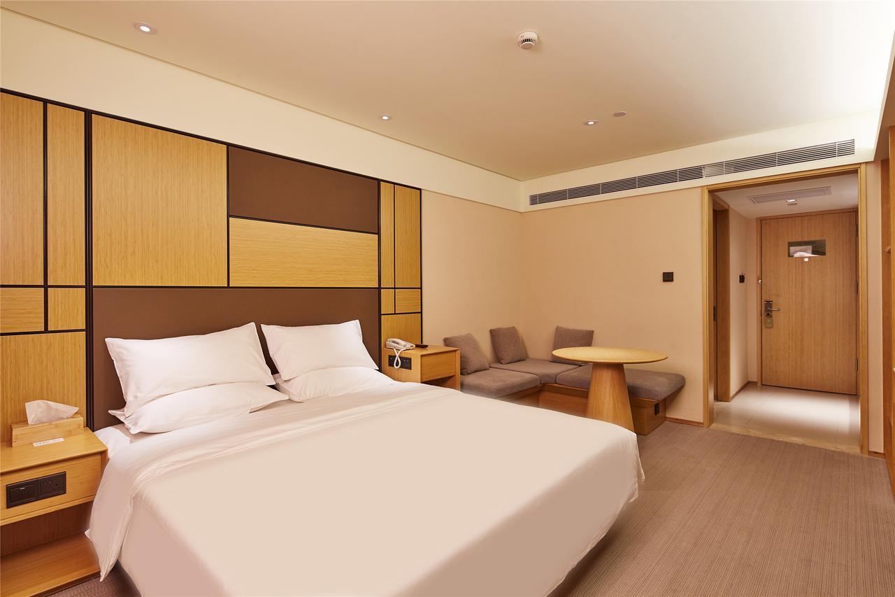 Ji Guangda Liuzhou Road Hotel 4*